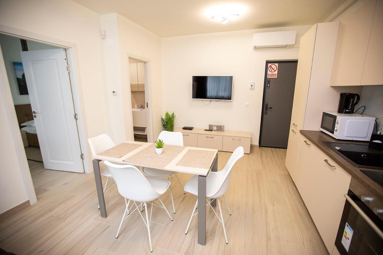 Covaciu Aparthotel Cluj-Napoca Ngoại thất bức ảnh